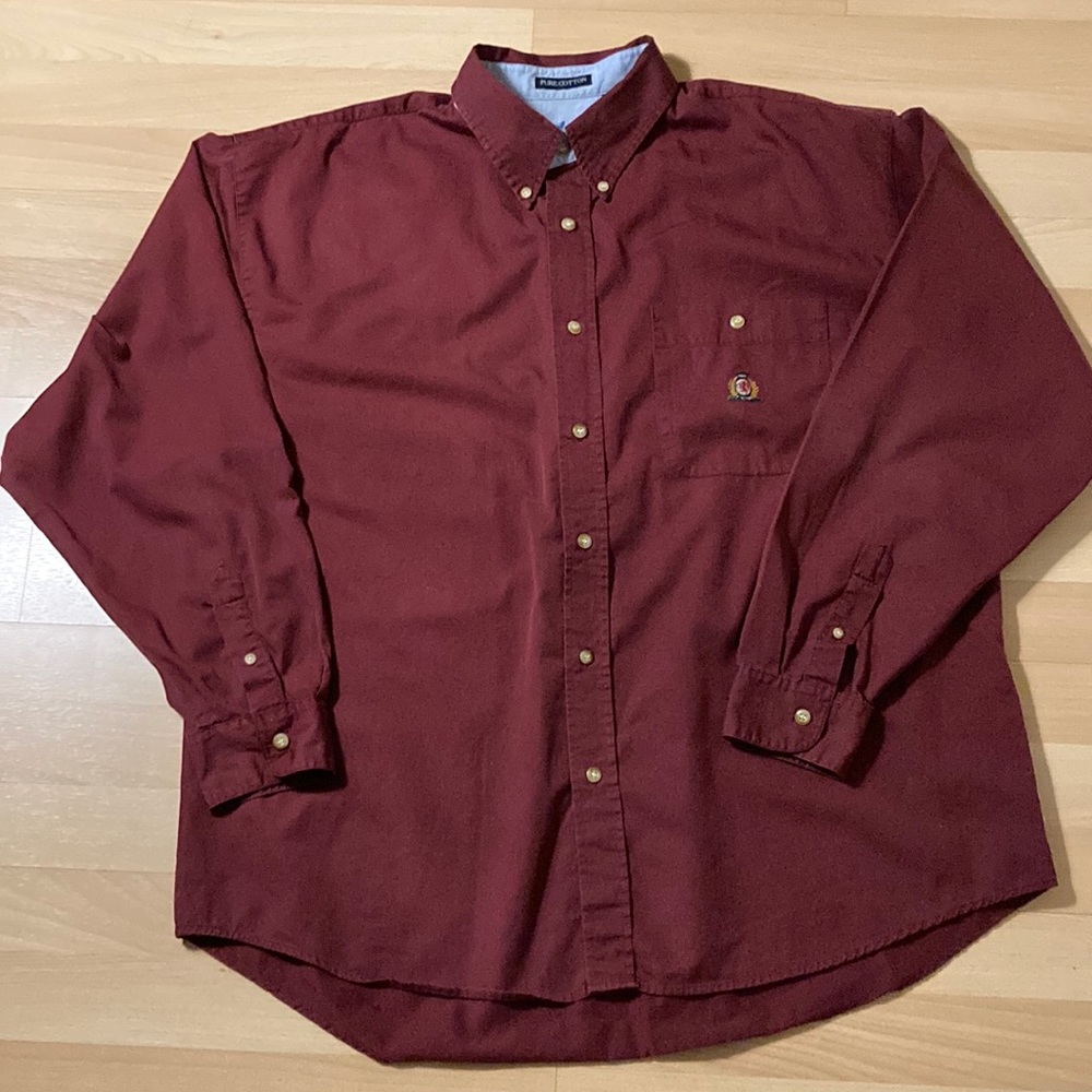 XL Burgundy BB Classics long sleeve shirt. Attractive!